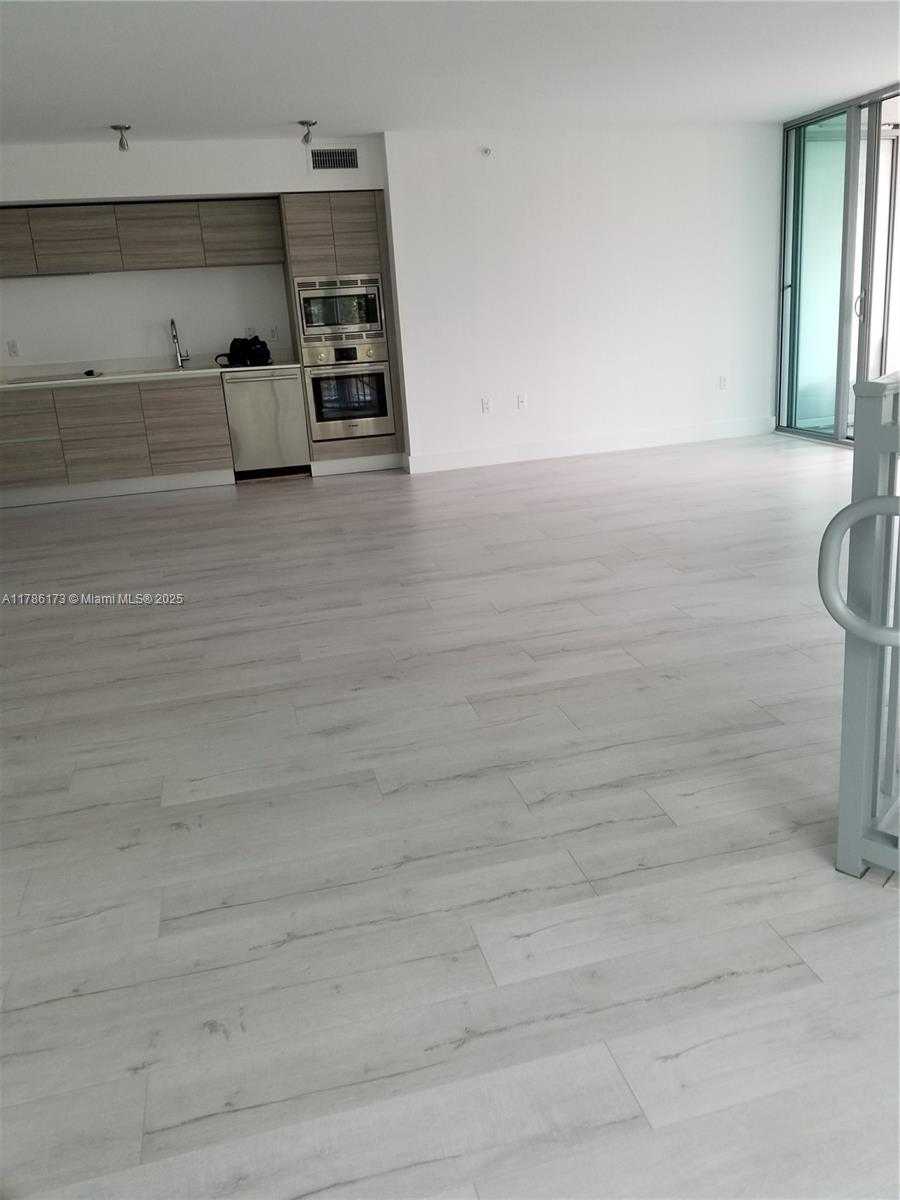 Small Image of 6610 INDIAN CREEK DR #104, Miami Beach Number 23