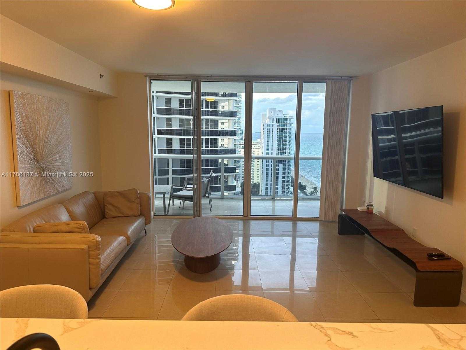 Small Image of 1830 SOUTH OCEAN DR #2309, Hallandale Beach Number 4