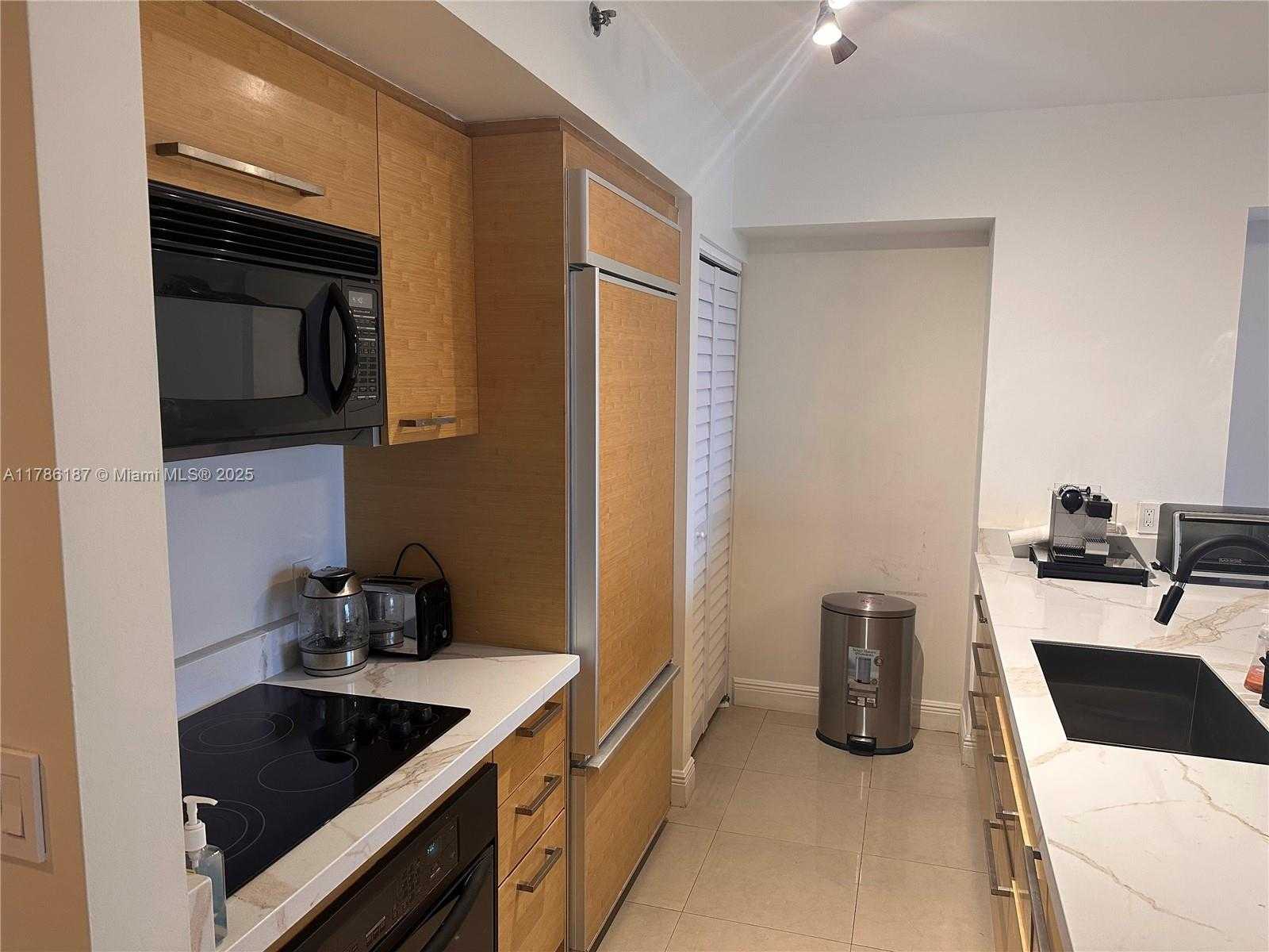 Small Image of 1830 SOUTH OCEAN DR #2309, Hallandale Beach Number 6