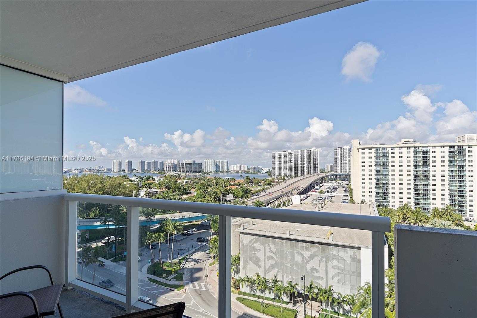 Small Image of 19201 COLLINS AVE #1034, Sunny Isles Beach Number 15