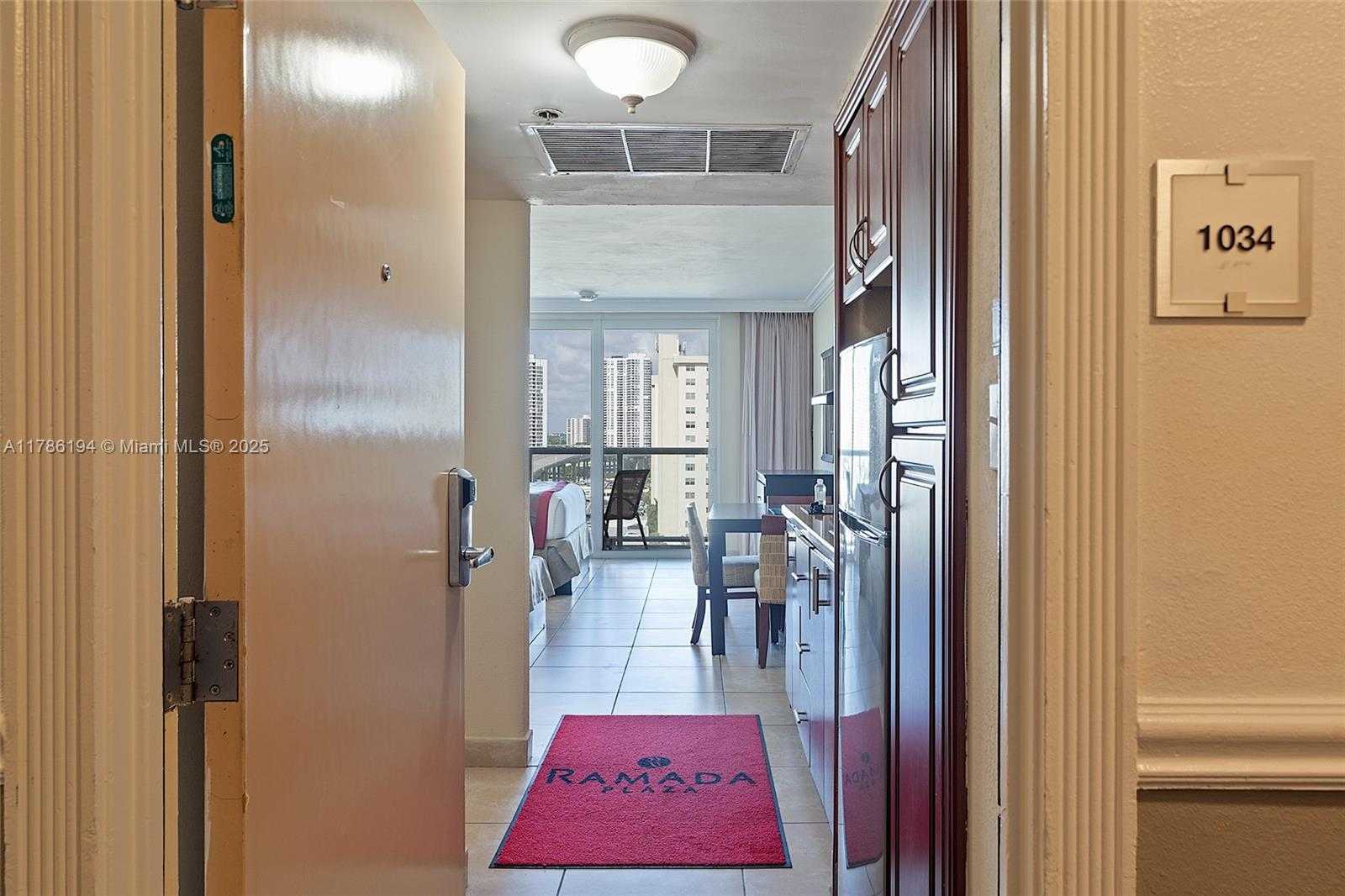 Small Image of 19201 COLLINS AVE #1034, Sunny Isles Beach Number 2