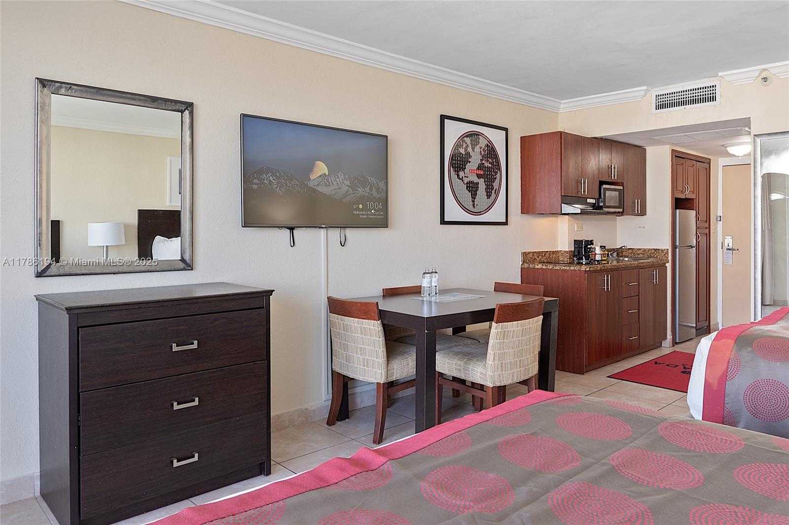 Small Image of 19201 COLLINS AVE #1034, Sunny Isles Beach Number 23