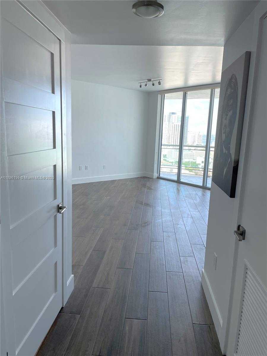 Small Image of 350 SOUTH MIAMI AVE #3713, Miami Number 15