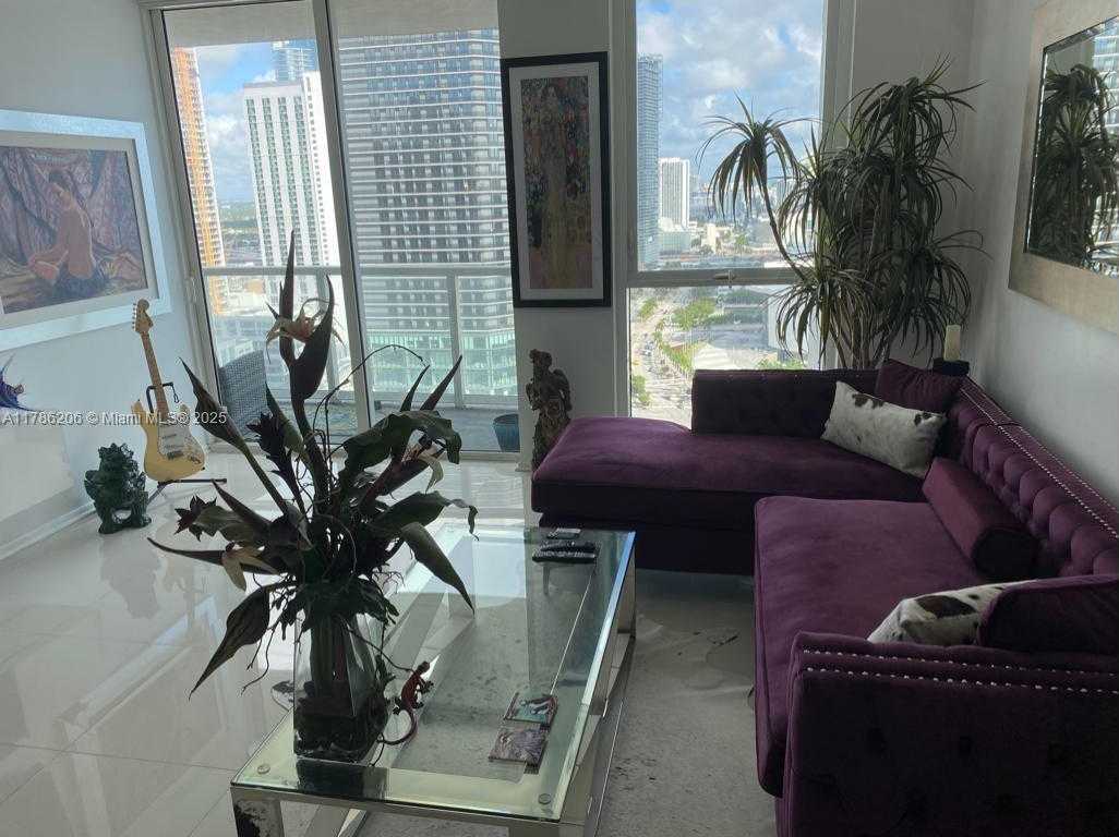 Small Image of 244 BISCAYNE BLVD #3004, Miami Number 17