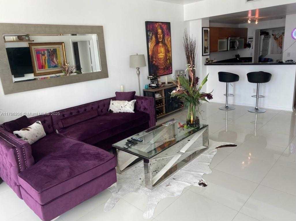 Small Image of 244 BISCAYNE BLVD #3004, Miami Number 18