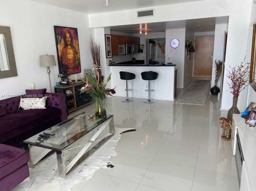 Small Image of 244 BISCAYNE BLVD #3004, Miami Number 19