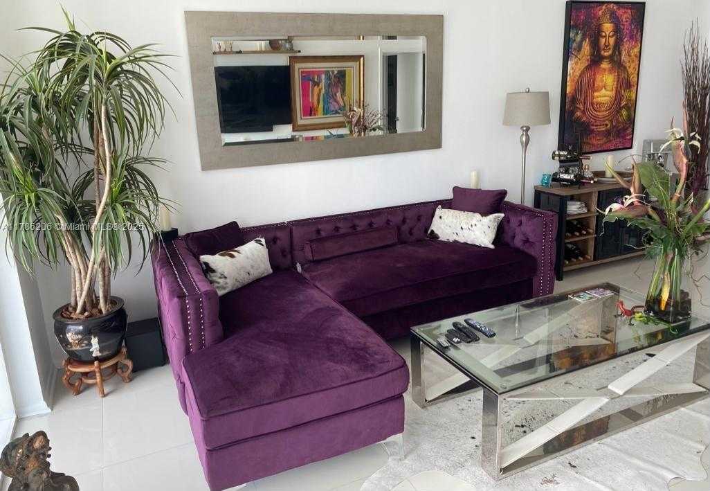 Small Image of 244 BISCAYNE BLVD #3004, Miami Number 20