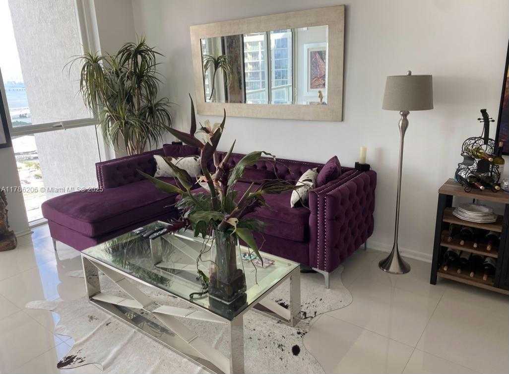 Small Image of 244 BISCAYNE BLVD #3004, Miami Number 21