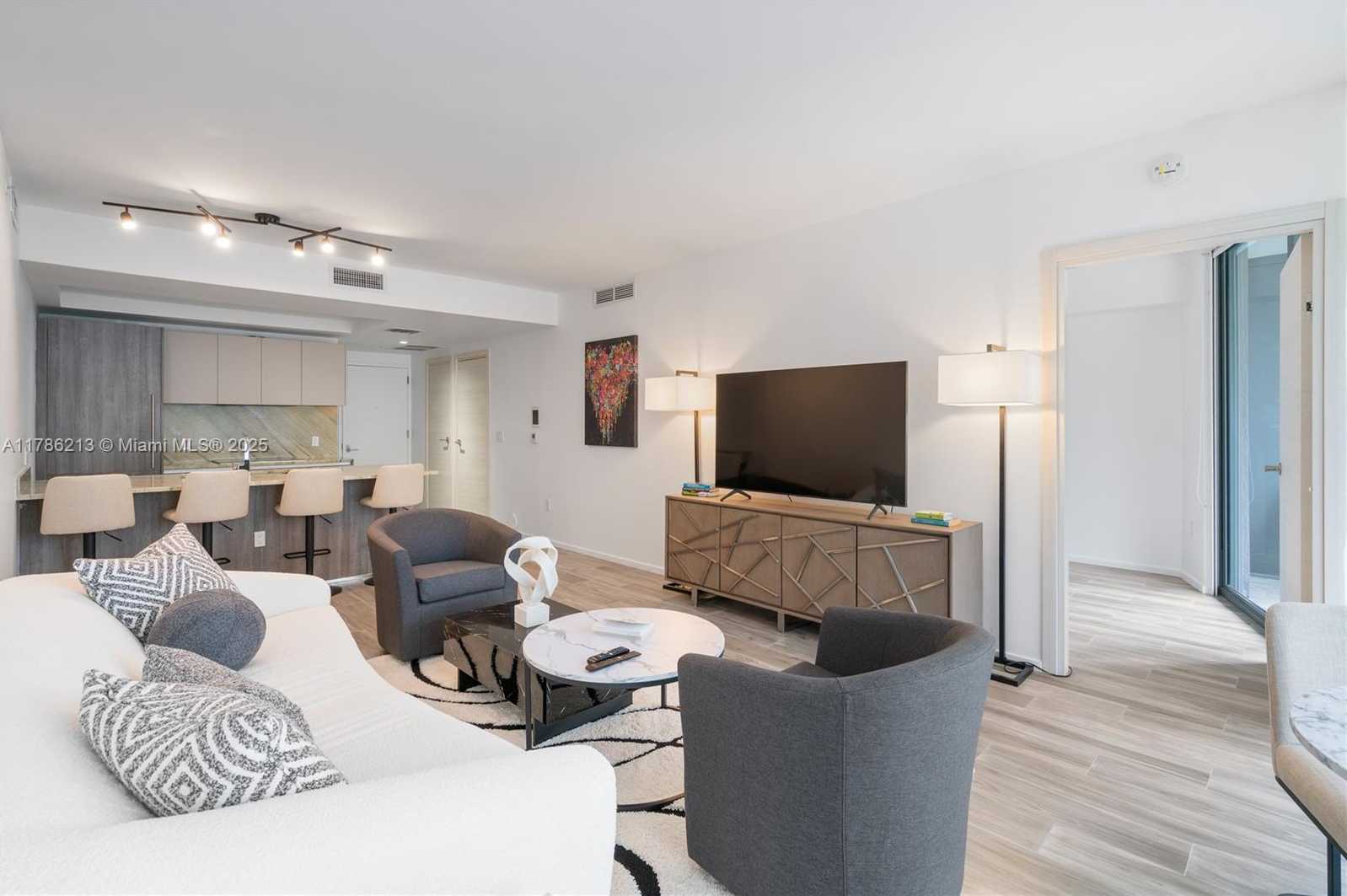 Small Image of 801 SOUTH MIAMI AVE #1002, Miami Number 10