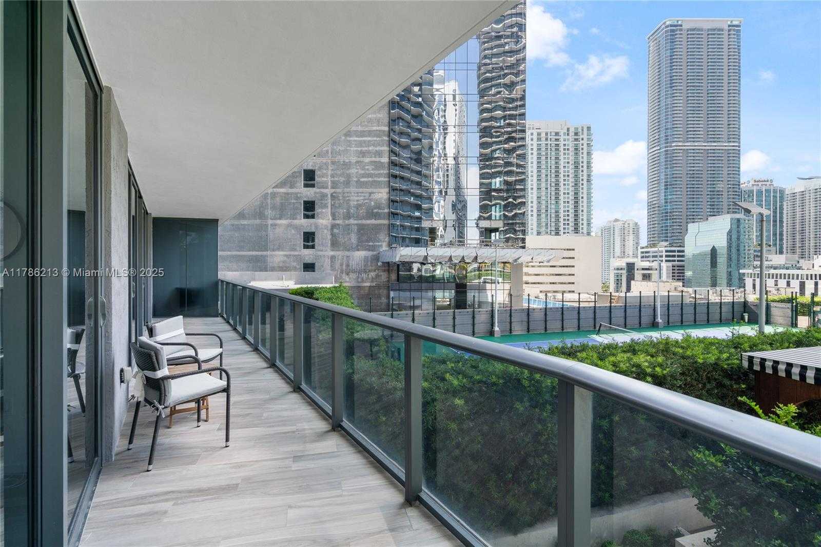 Small Image of 801 SOUTH MIAMI AVE #1002, Miami Number 30