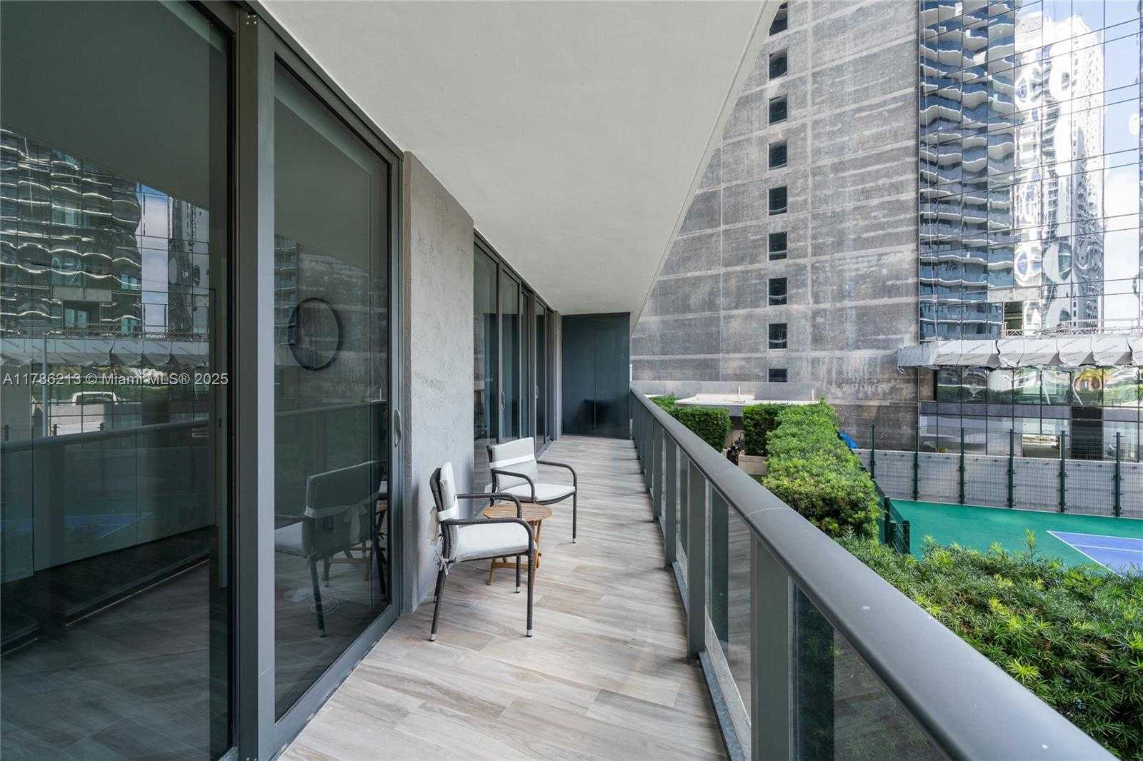 Small Image of 801 SOUTH MIAMI AVE #1002, Miami Number 31