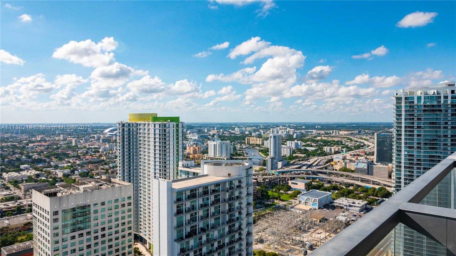 Small Image of 88 SOUTH WEST 7TH ST #4008, Miami Number 19