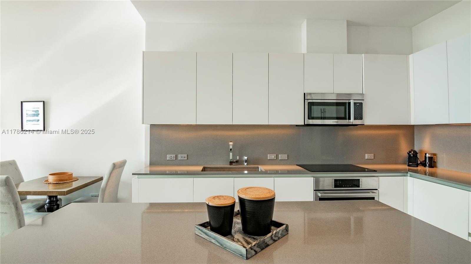 Small Image of 88 SOUTH WEST 7TH ST #4008, Miami Number 8