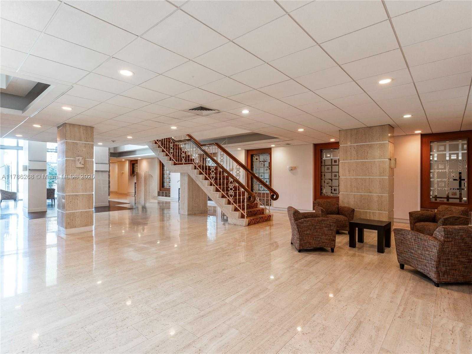 Small Image of 2899 COLLINS AVE #742, Miami Beach Number 19