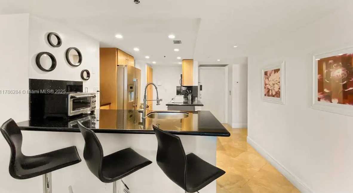 Small Image of 1717 NORTH BAYSHORE DR #A-2741, Miami Number 9