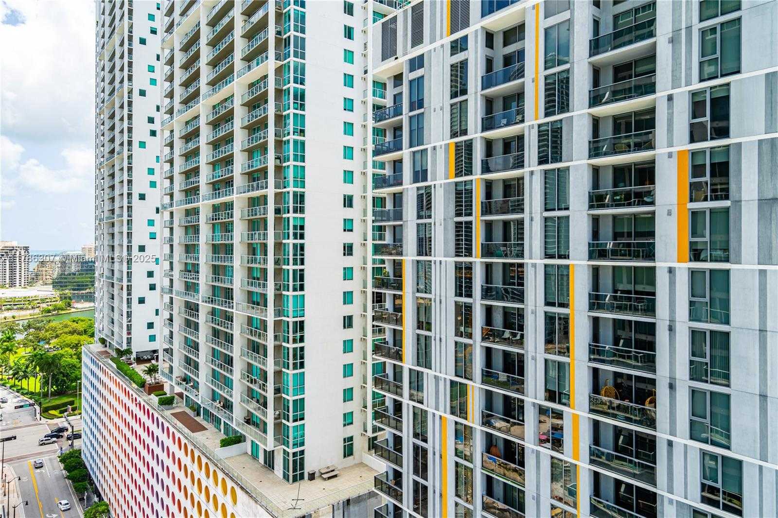 Small Image of 41 SOUTH EAST 5TH ST #1214, Miami Number 17