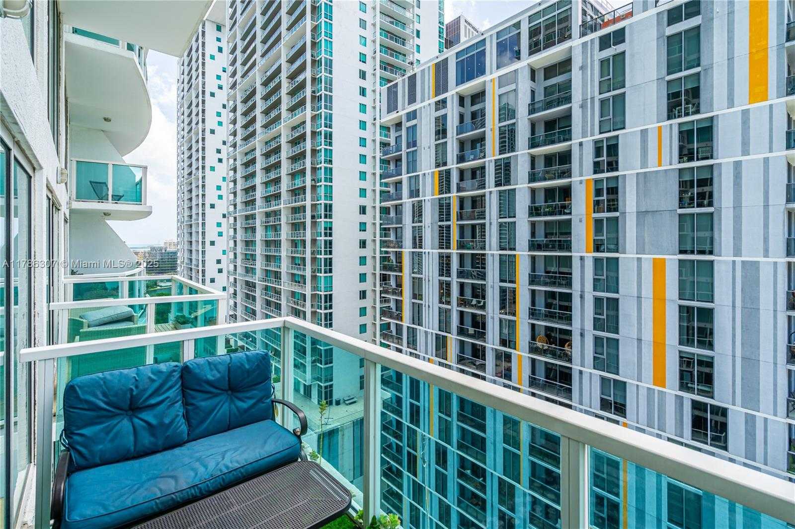 Small Image of 41 SOUTH EAST 5TH ST #1214, Miami Number 18