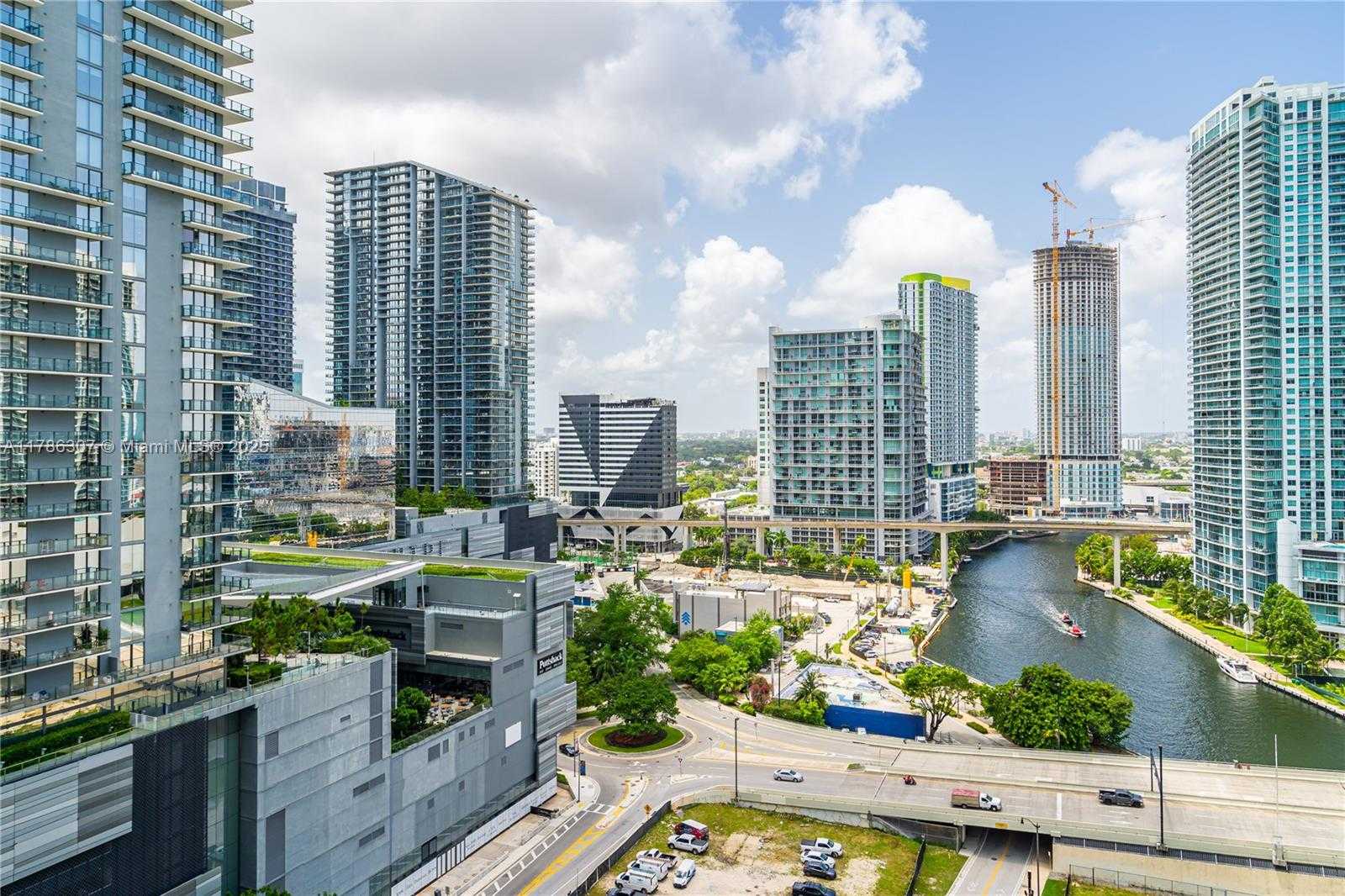 Small Image of 41 SOUTH EAST 5TH ST #1214, Miami Number 2