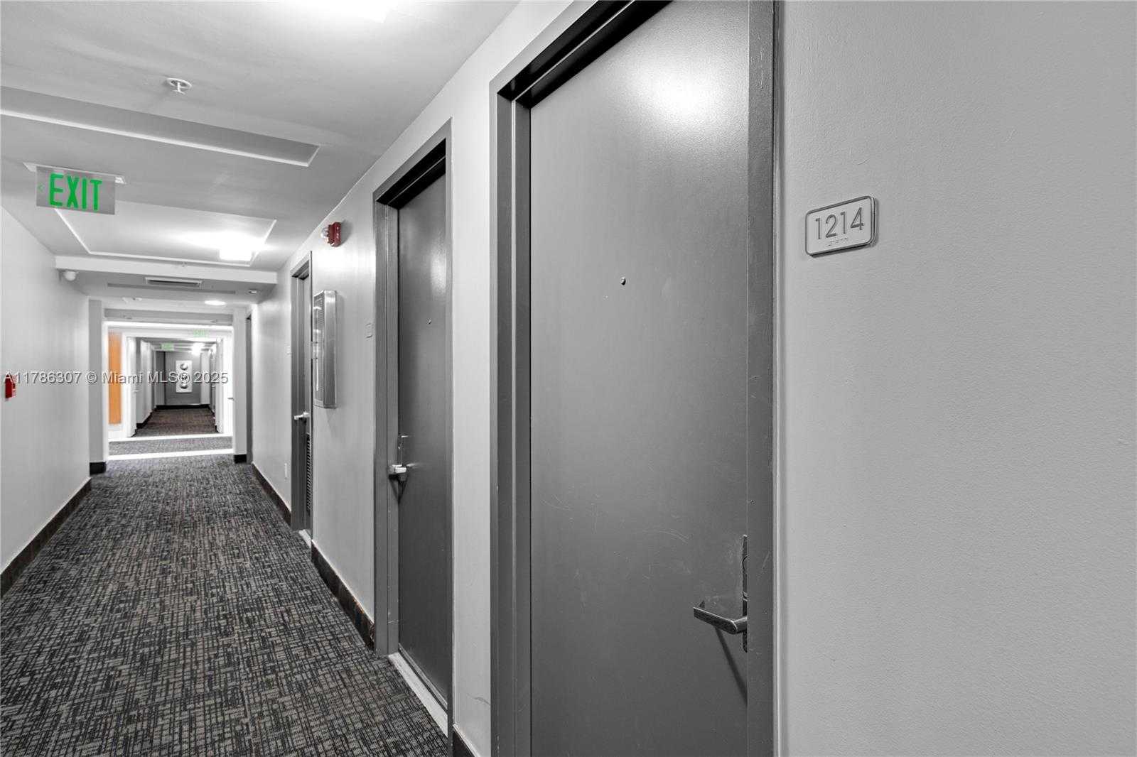 Small Image of 41 SOUTH EAST 5TH ST #1214, Miami Number 20