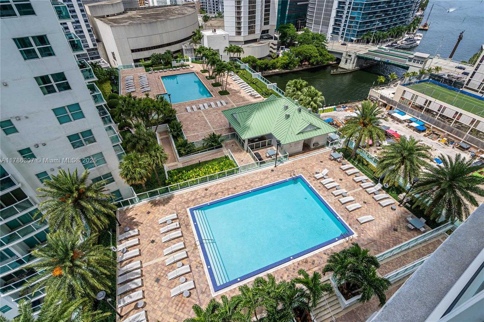 Small Image of 41 SOUTH EAST 5TH ST #1214, Miami Number 25
