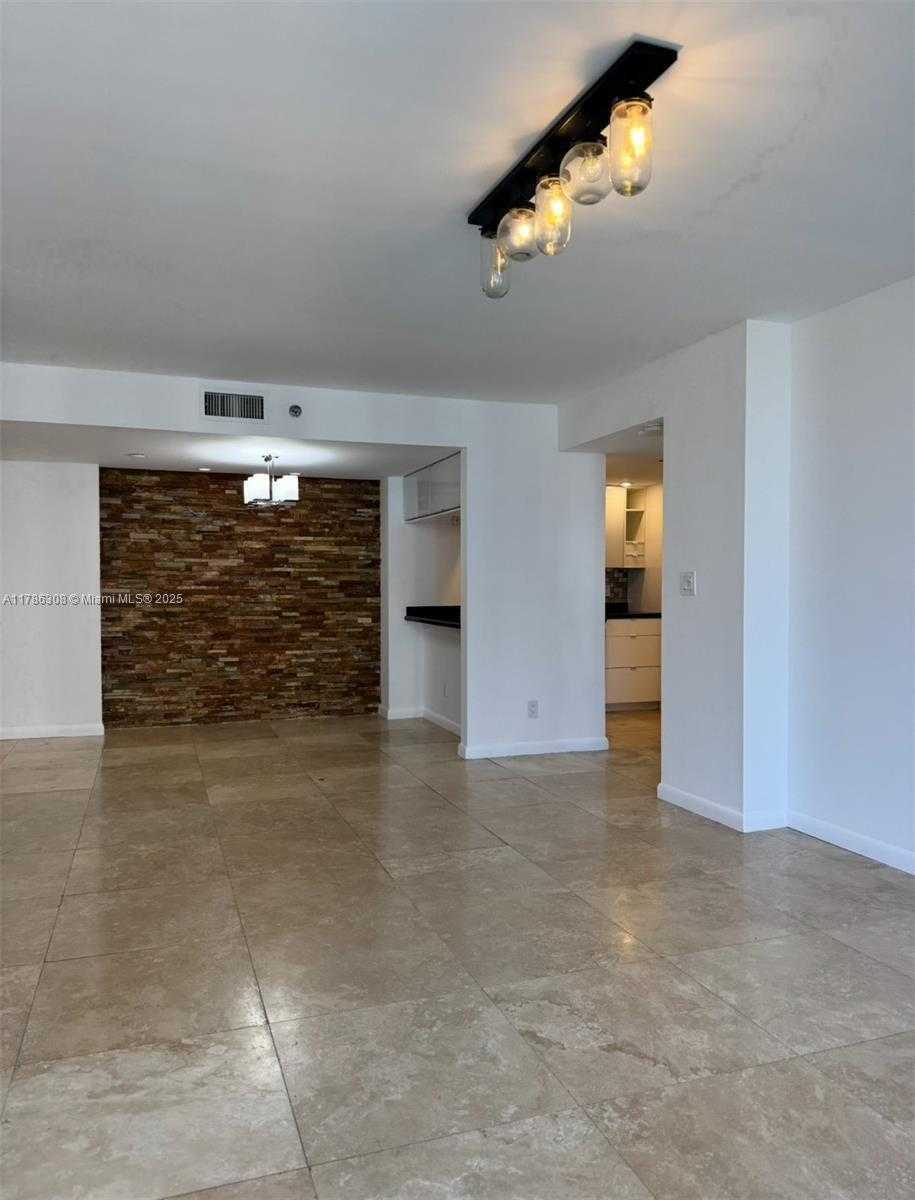 Small Image of 770 NORTH EAST CLAUGHTON ISLAND DR #1103, Miami Number 6