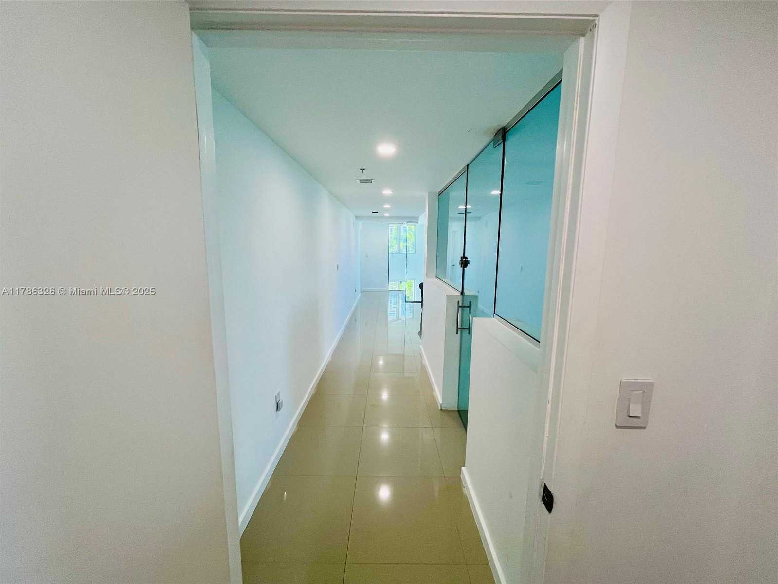 Small Image of 3030 NORTH EAST 188TH ST #302, Aventura Number 11