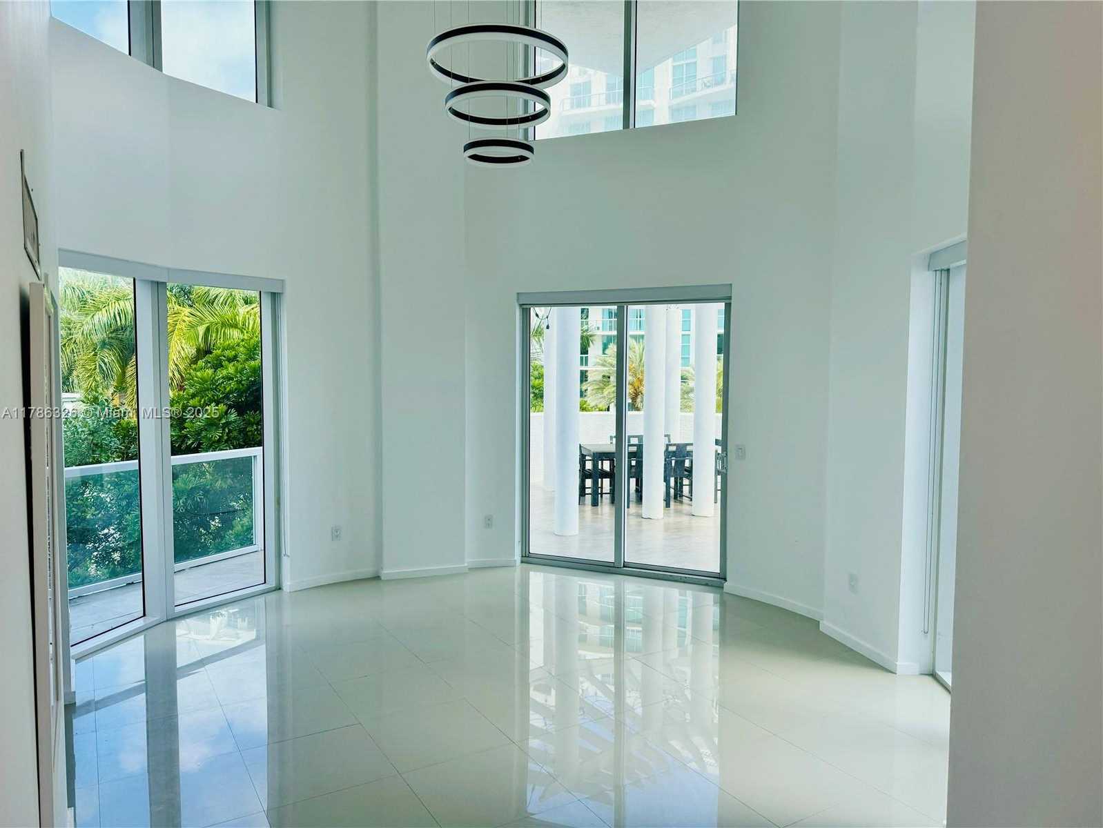 Small Image of 3030 NORTH EAST 188TH ST #302, Aventura Number 4