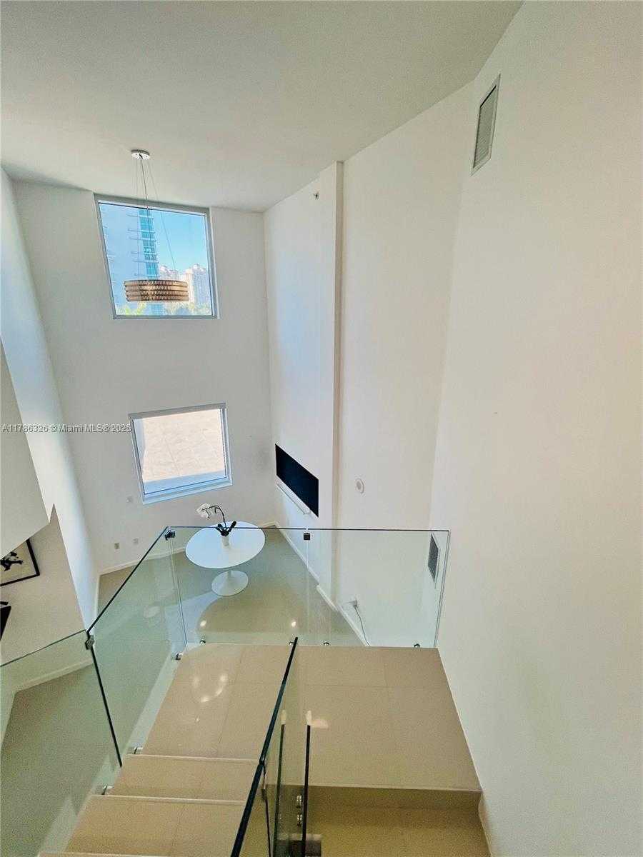 Small Image of 3030 NORTH EAST 188TH ST #302, Aventura Number 7