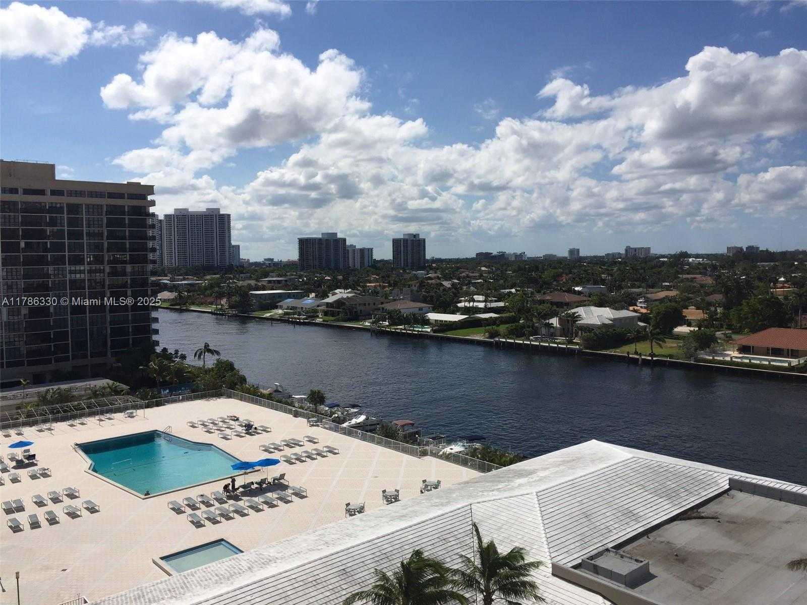 Small Image of 1985 SOUTH OCEAN DR #MZM, Hallandale Beach Number 17