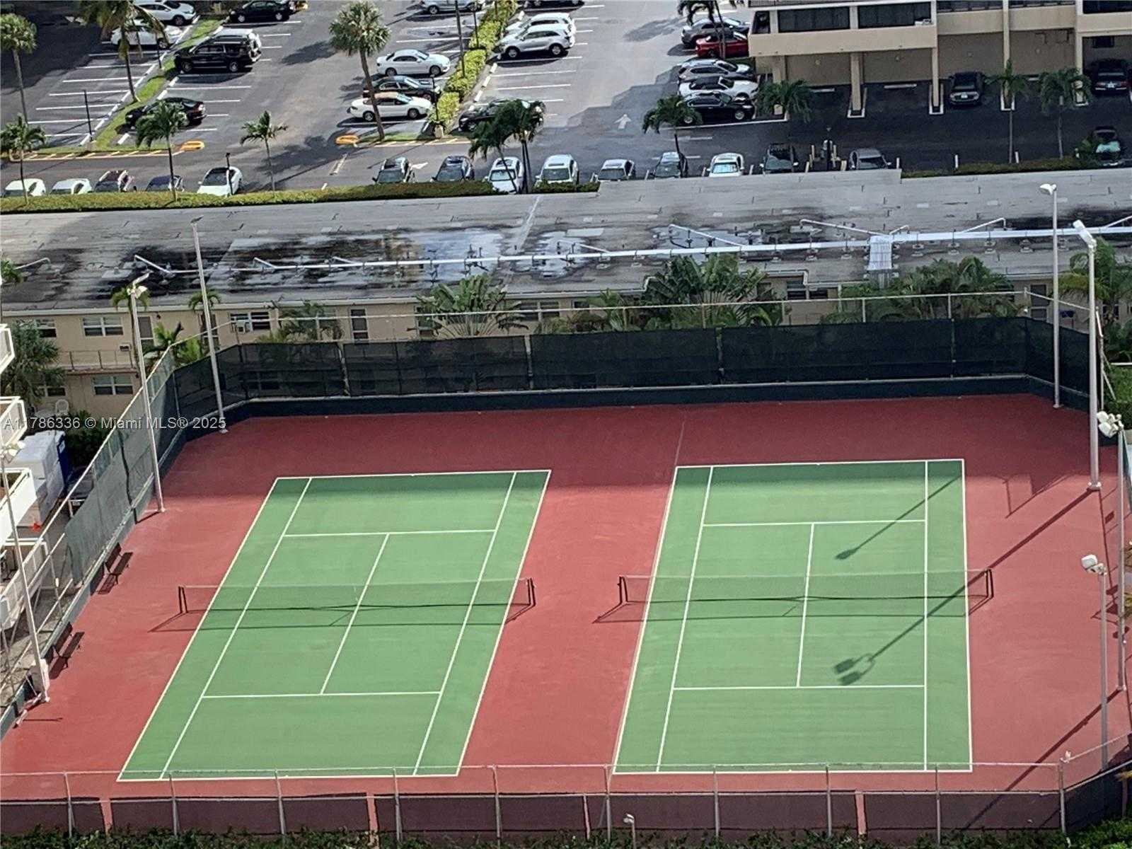Small Image of 1985 SOUTH OCEAN DR #4L, Hallandale Beach Number 16