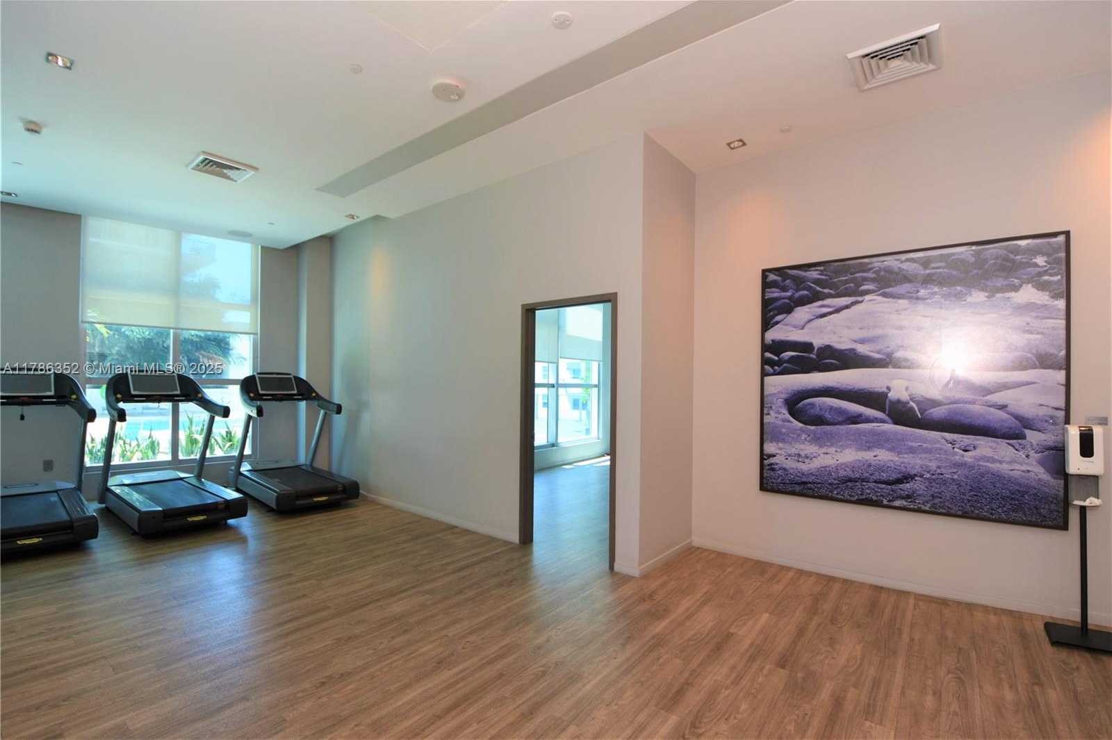 Small Image of 1100 SOUTH MIAMI AVE #2207, Miami Number 22