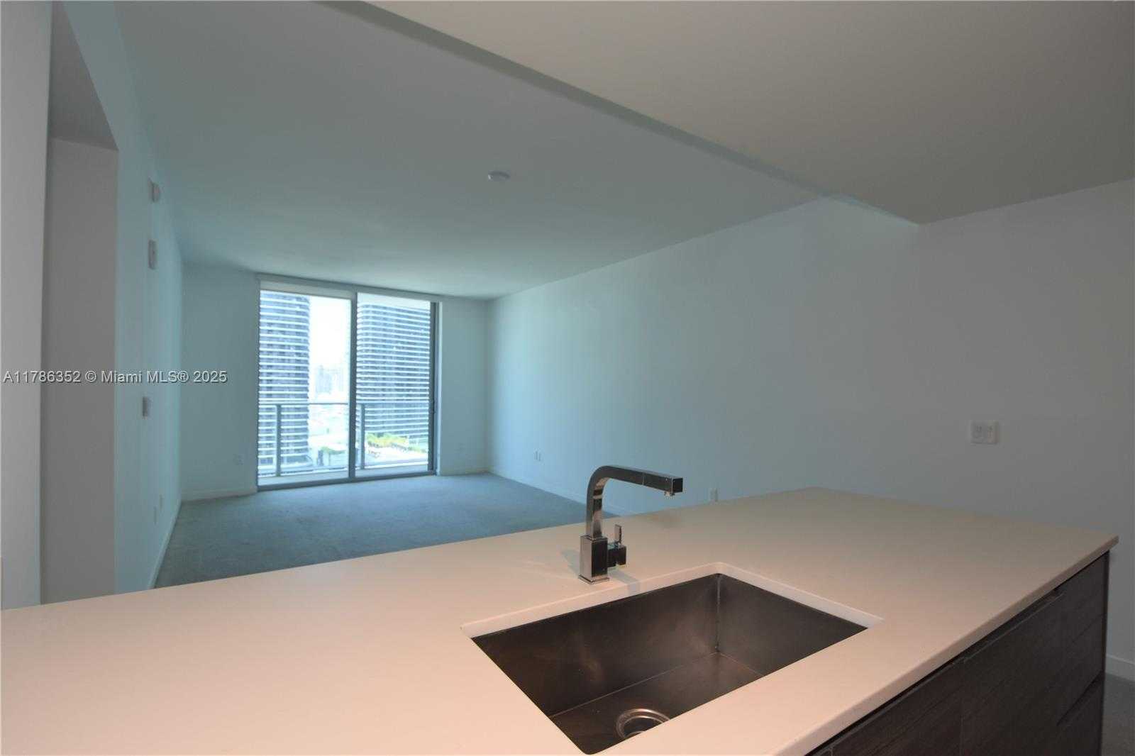 Small Image of 1100 SOUTH MIAMI AVE #2207, Miami Number 3