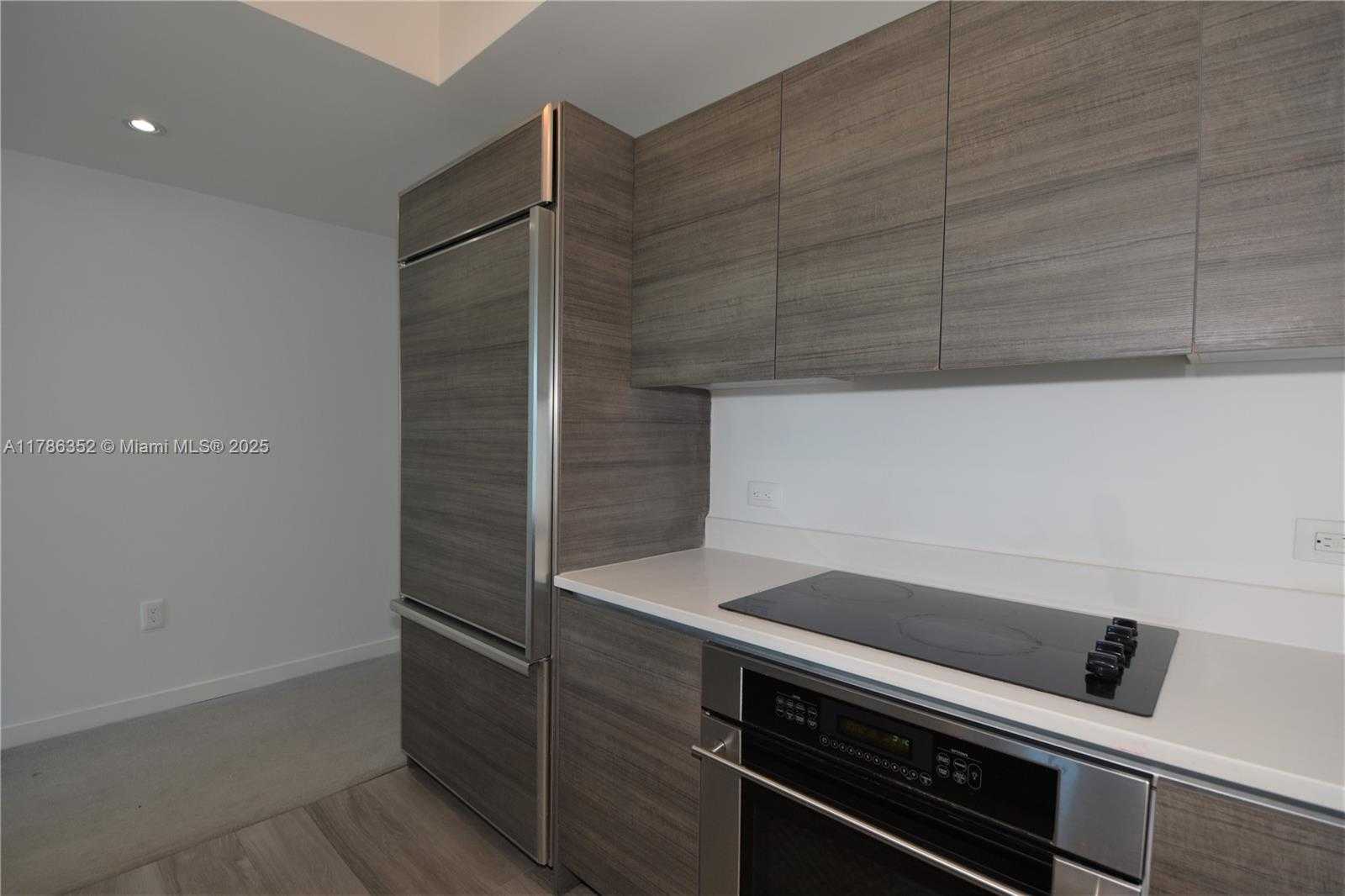 Small Image of 1100 SOUTH MIAMI AVE #2207, Miami Number 32