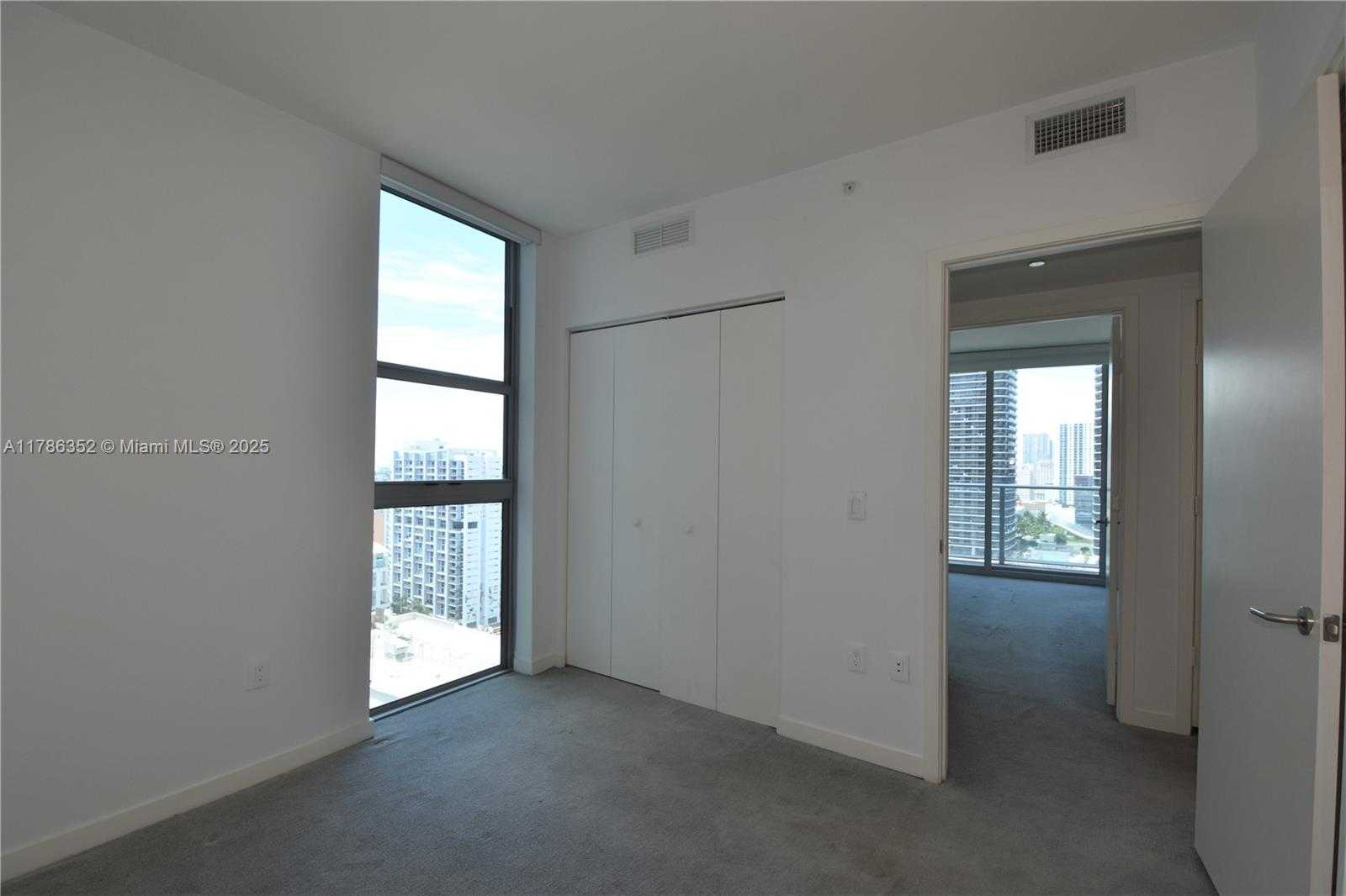 Small Image of 1100 SOUTH MIAMI AVE #2207, Miami Number 4