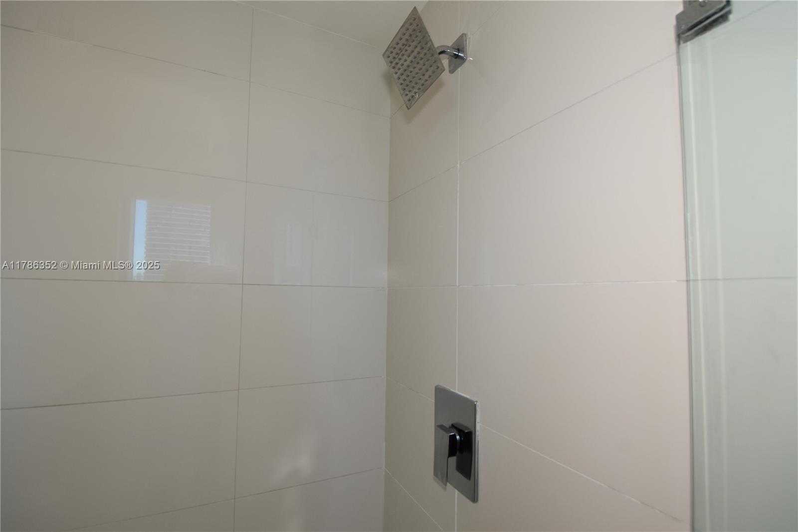 Small Image of 1100 SOUTH MIAMI AVE #2207, Miami Number 42