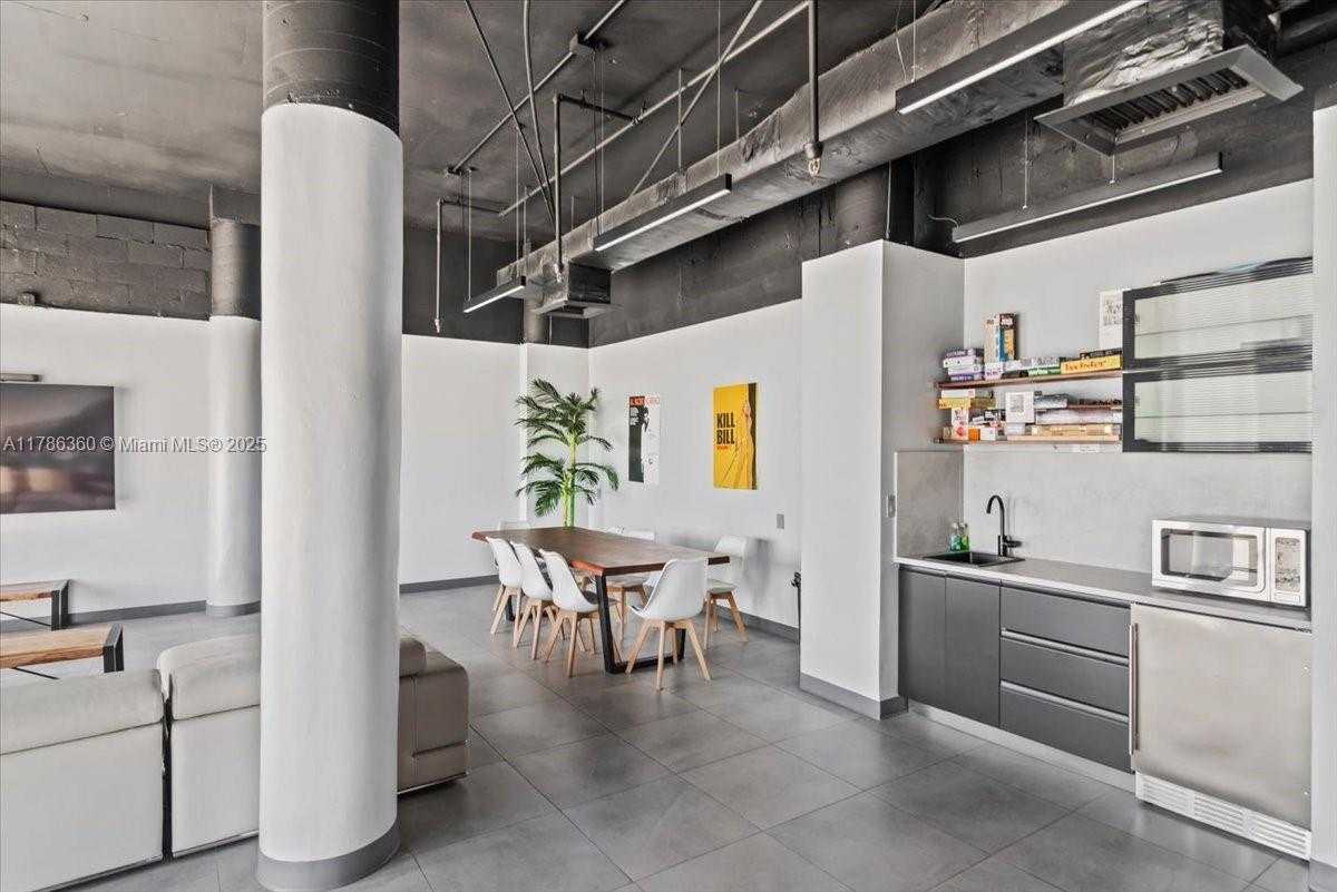 Small Image of 900 BAY DR #222, Miami Beach Number 31