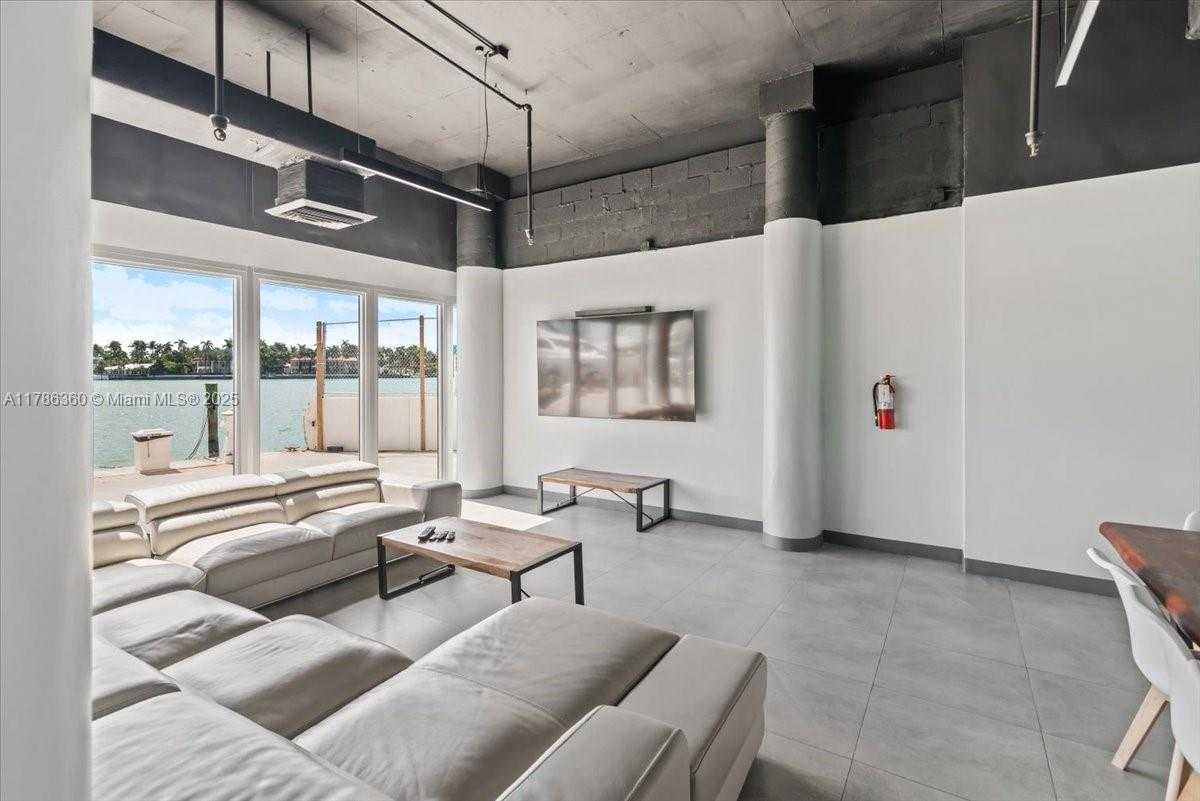 Small Image of 900 BAY DR #222, Miami Beach Number 33