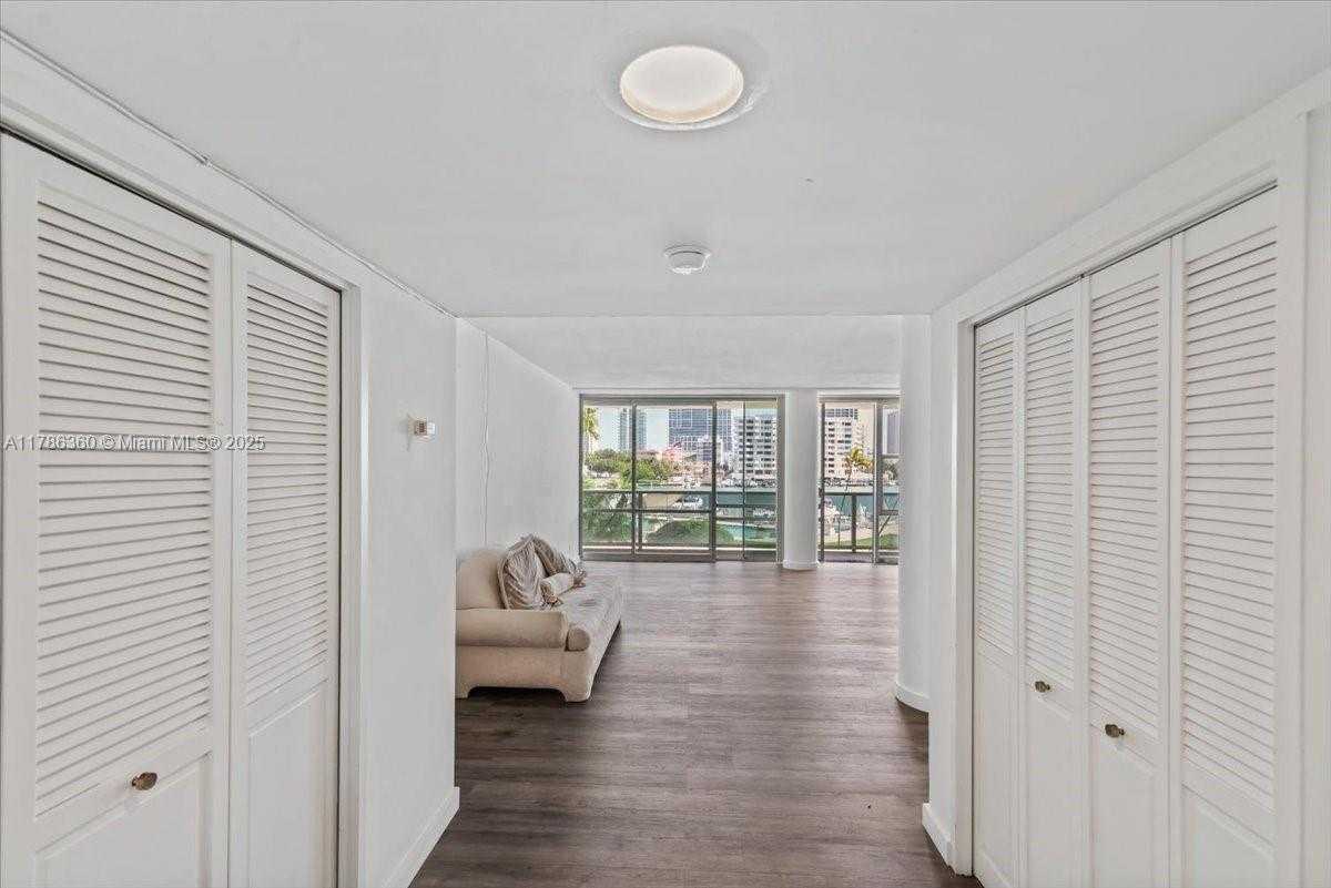 Small Image of 900 BAY DR #222, Miami Beach Number 5