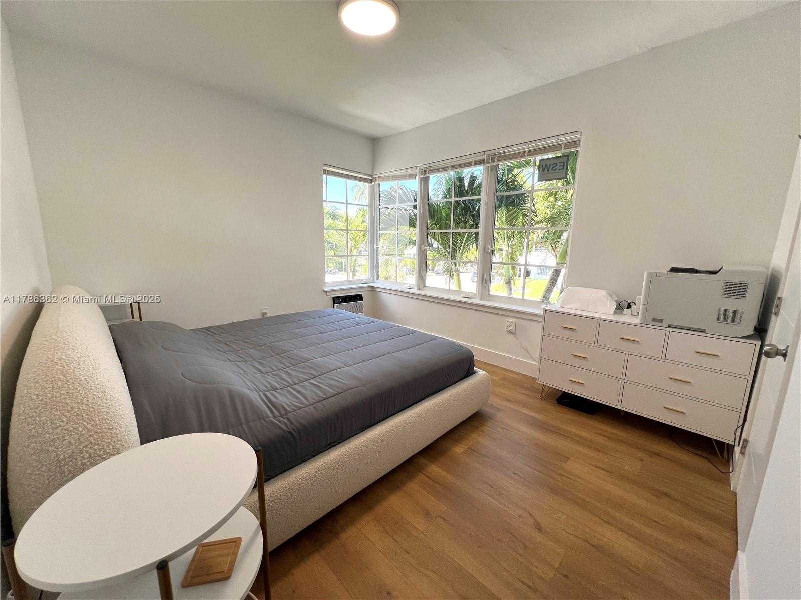 Small Image of 1136 PENNSYLVANIA AVE #12, Miami Beach Number 13