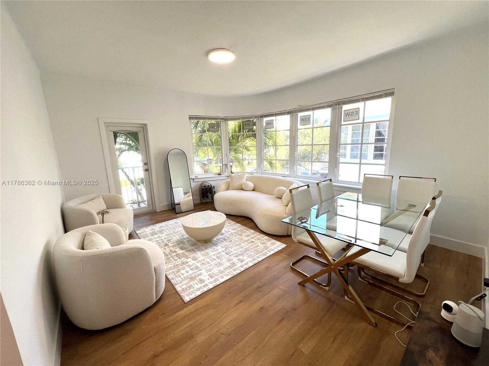 Small Image of 1136 PENNSYLVANIA AVE #12, Miami Beach Number 2