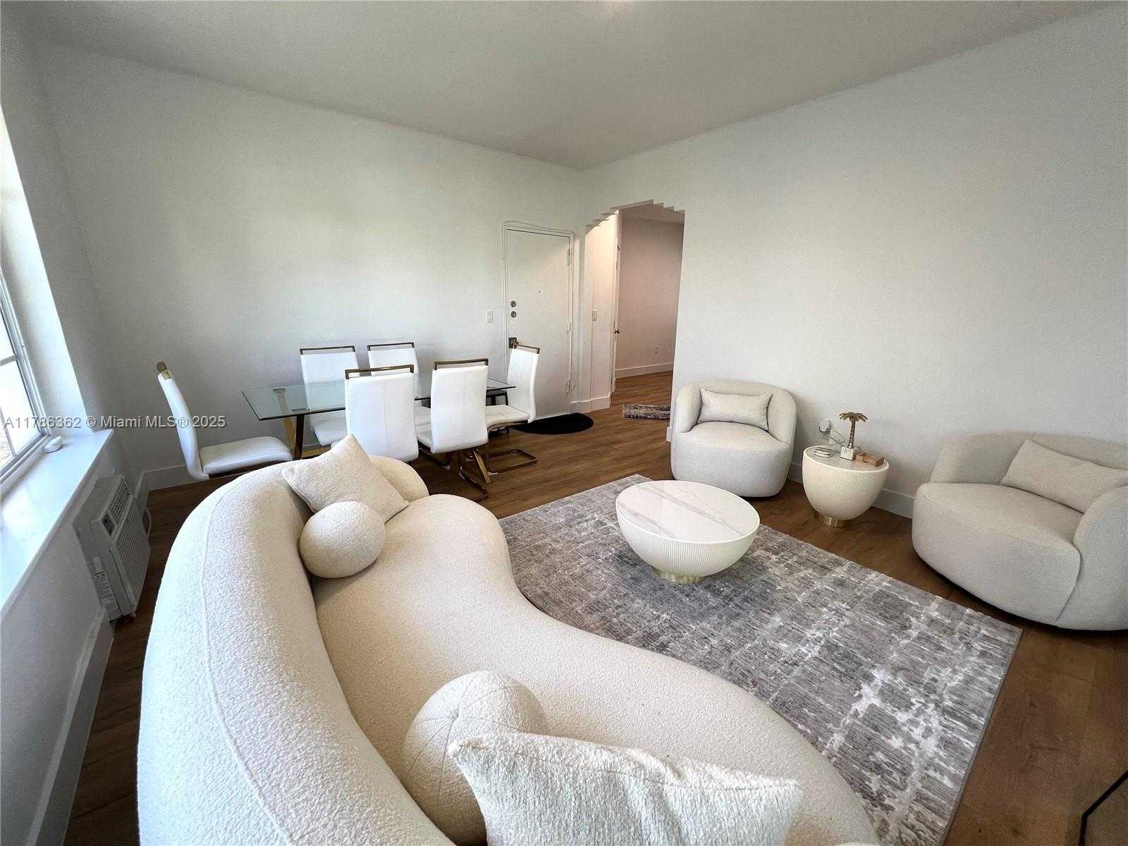 Small Image of 1136 PENNSYLVANIA AVE #12, Miami Beach Number 6