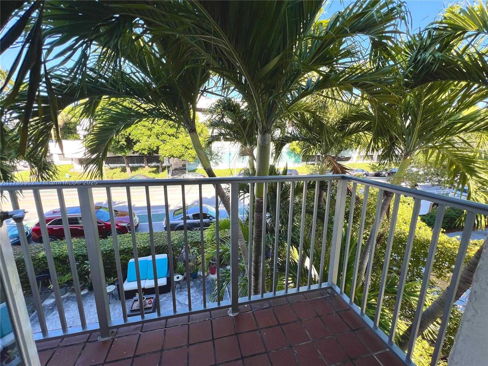 Small Image of 1136 PENNSYLVANIA AVE #12, Miami Beach Number 9