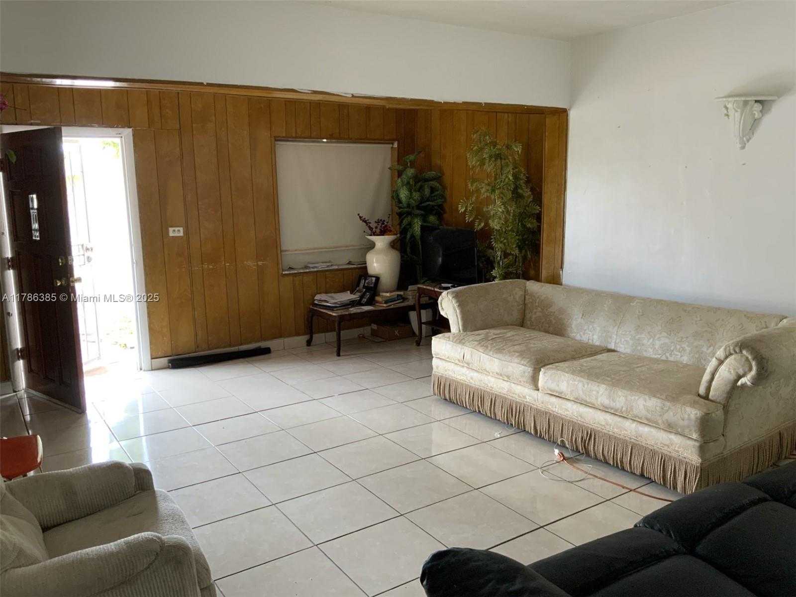 Small Image of 16300 NORTH WEST 19TH CT #16300, Miami Gardens Number 4