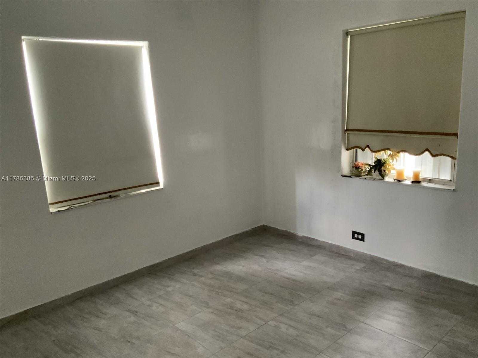 Small Image of 16300 NORTH WEST 19TH CT #16300, Miami Gardens Number 8