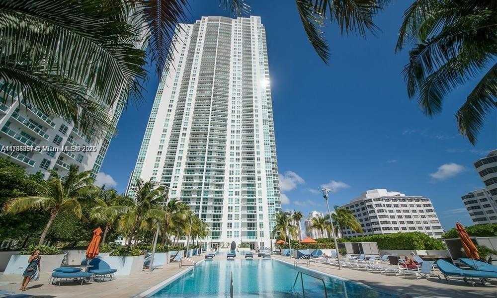 Small Image of 950 BRICKELL BAY #703, Miami Number 13
