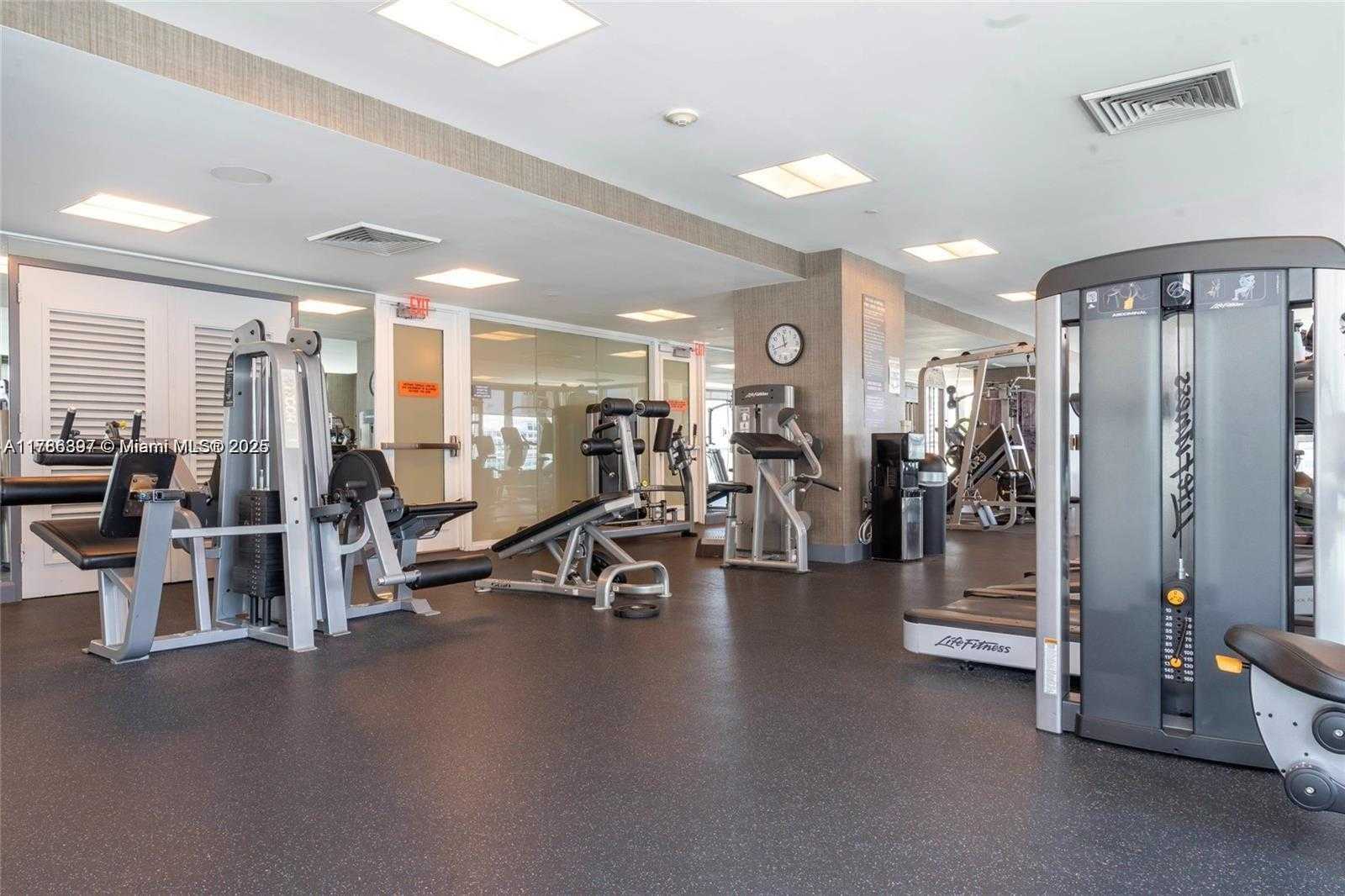 Small Image of 950 BRICKELL BAY #703, Miami Number 19