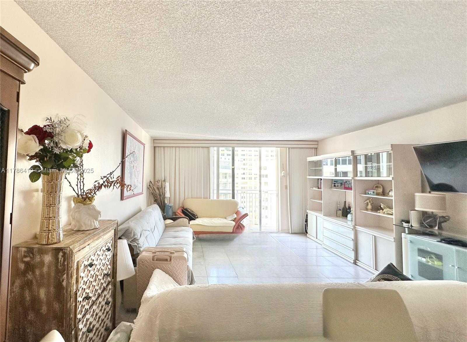 Small Image of 1801 SOUTH OCEAN #1042, Hallandale Beach Number 14