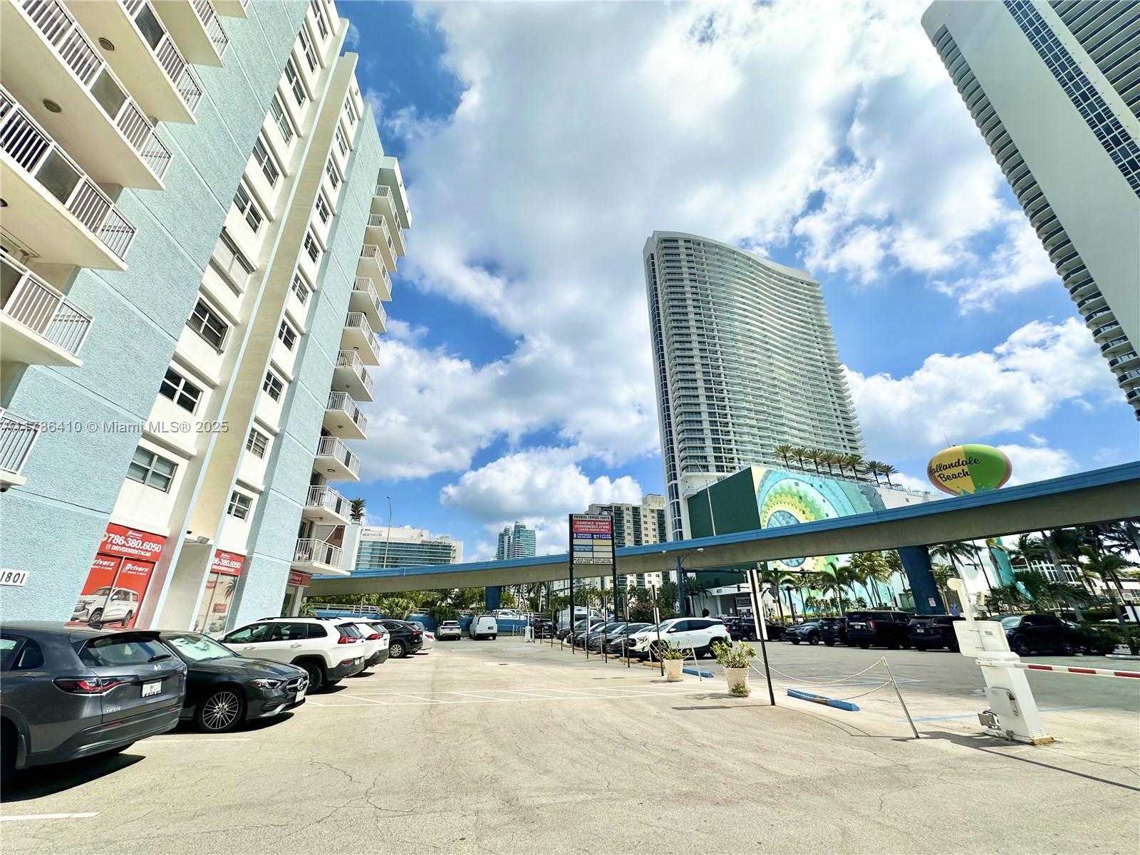 Small Image of 1801 SOUTH OCEAN #1042, Hallandale Beach Number 32