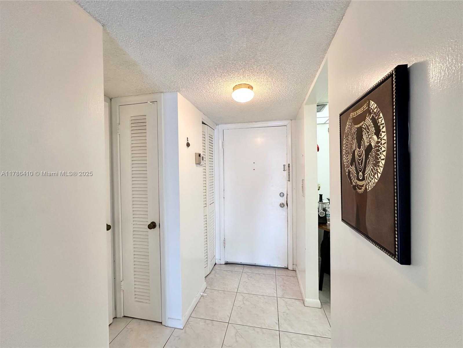 Small Image of 1801 SOUTH OCEAN #1042, Hallandale Beach Number 7