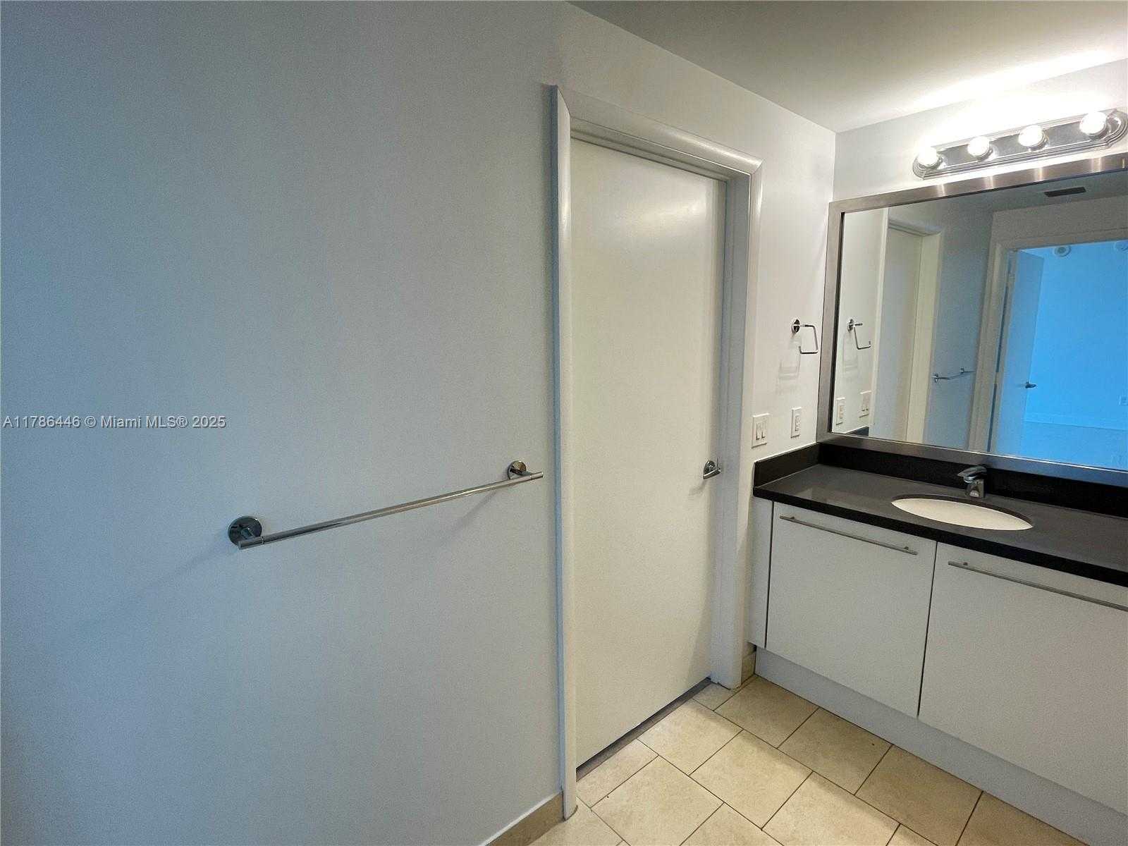 Small Image of 90 SOUTH WEST 3RD ST #1809, Miami Number 11